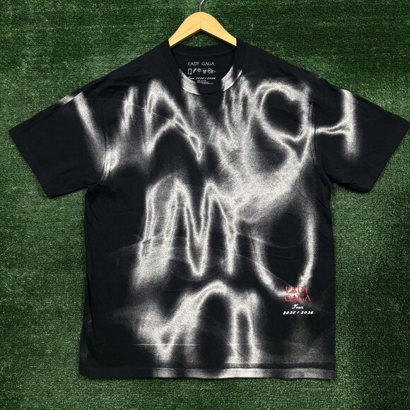 Lady Gaga Mayhem Hall T-shirt in size large - Picture 1 of 5